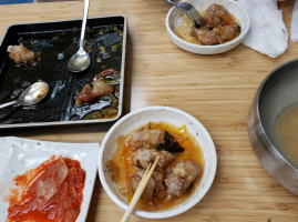 Bi-one Korean Bbq food