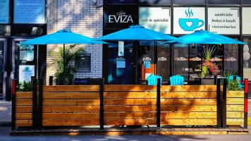 Cafe Eviza outside