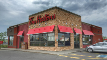 Tim Hortons outside