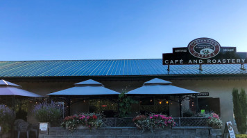 Creekmore's Coffee Roasting Co outside