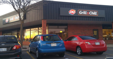 Dairy Queen Grill Chill outside