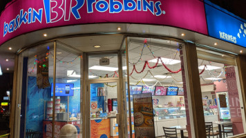 Baskin-robbins And Kernels Popcorn food