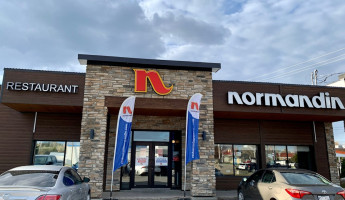 Normandin Roberval outside