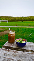 Cafe Des Sentiers Parc De La Gatineau food