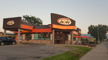A & W Restaurant & Drive In outside