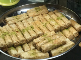 Saveurs Du Monde Halal Shawarma Couscous Falafel Shish Taouk food