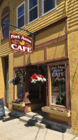 Fort Anne Cafe outside