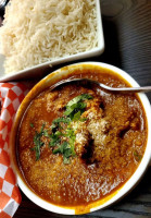 Inchin's Indian Kitchen food