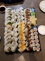 MoMo Sushi robson food