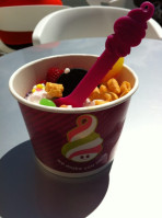 Menchie's Frozen Yogurt food