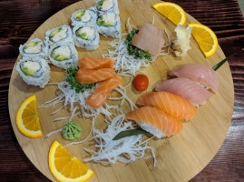 Sushi Mountain food
