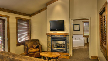 The Wyld At Elk Ridge Resort inside