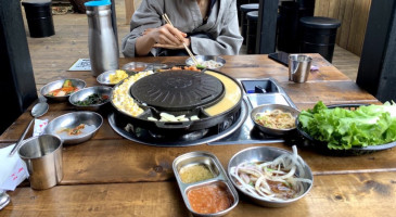 Daldongnae Korean Bbq (yonge&steeles) food