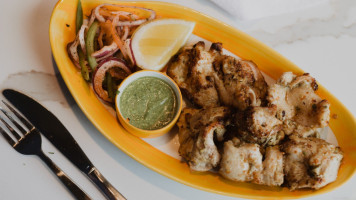 Chachas Tandoor And Grill food