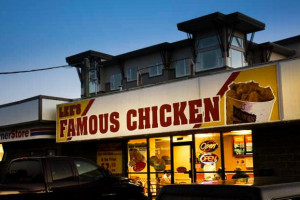 Famous Chicken outside