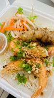 Le's Sub Vietnamese Fast Food food