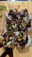 Hiraku Sushi inside