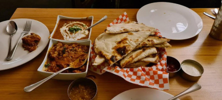 Indian Curry House-banff (open 11:30am-10:30pm) food