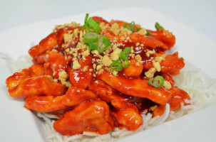 Lily Thai Cuisine food