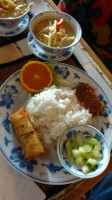 Lhy Thai food