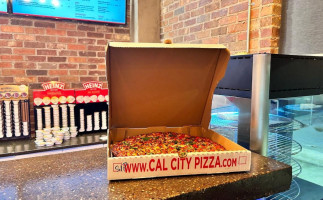 Cal City Pizza food