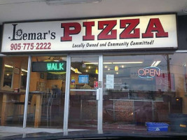Lemar's Pizza food