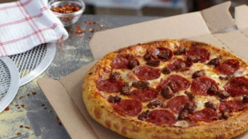 Domino's Pizza food