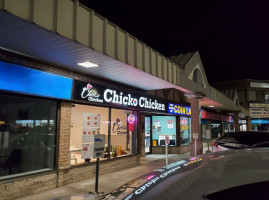 Chicko Chicken Toronto outside