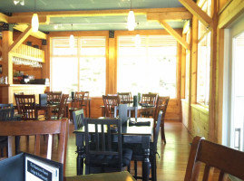 The Ravenous Raven Lodge and Restaurant inside