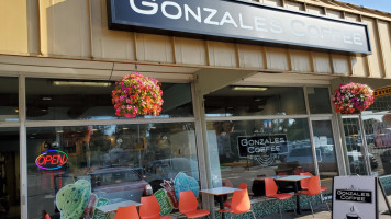 Gonzales Coffee outside