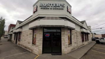 Buster's Pizza Donair outside