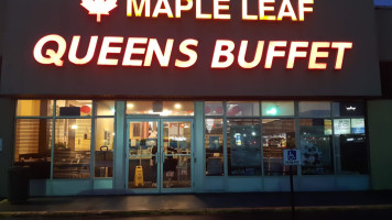 Maple Leaf Queen's Buffet outside