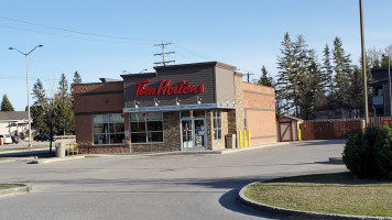 Tim Hortons outside