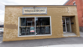 The Whalesbone Kent Street food