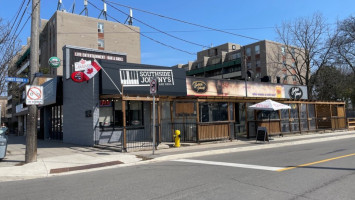 Southside Johnny's Bar & Grill outside