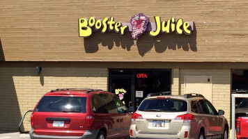 Booster Juice outside