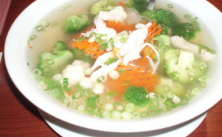 Pho Anh Huyén Ii Noodle House food
