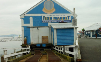 Fish Market outside