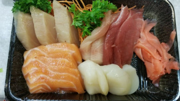 Sushi Ichiban food