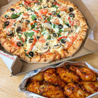 Domino's Pizza food