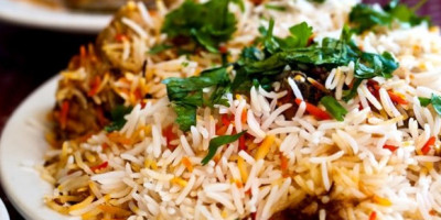 Himalayan Spice Bistro food