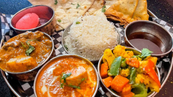 Shandhar Hut Indian Cuisine food
