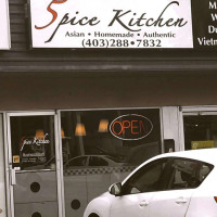 Five Spice Kitchen food