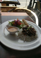 Saigon Restaurant food
