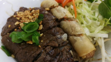 Hong Phat Hóng Fā Jīn Biān Fěn food
