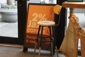 2% Jazz Coffee outside