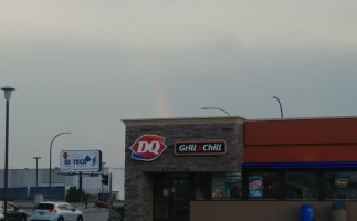 Dairy Queen Grill Chill outside