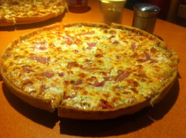 Sorrento Pizza food