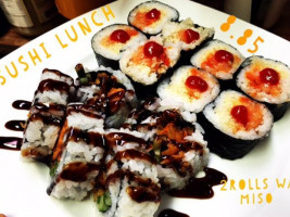 Sushi Place food