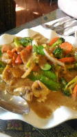 Thai Ivory Cuisine food